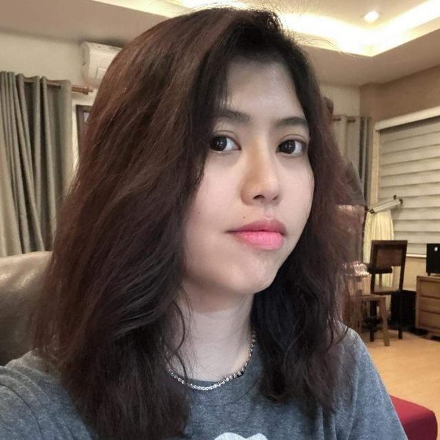 မယ်အိ(Admin Team)