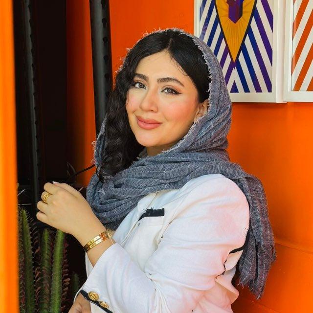 طراحی با موبایل | ادیت | کارن‌ تیم