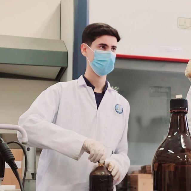 𝑳𝒊𝒇𝒆'𝒔 𝑨𝒍𝒄𝒉𝒆𝒎𝒚 🖇🧑🏻‍🔬