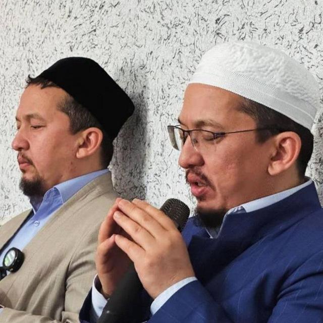 Husayn Buxoriy va Hasanxon Yahyo