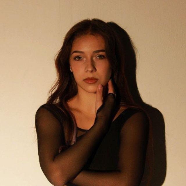 Anastasia Khalak🪩🤎