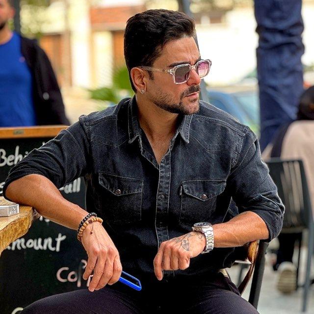 کلوپ زیبایی محمد اسکندری (موزیک)