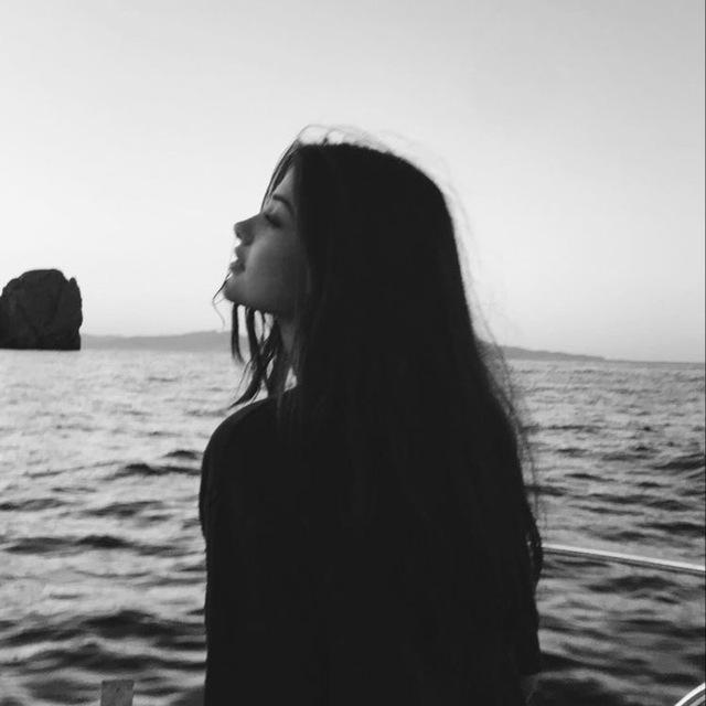 ١٢:٠٠
