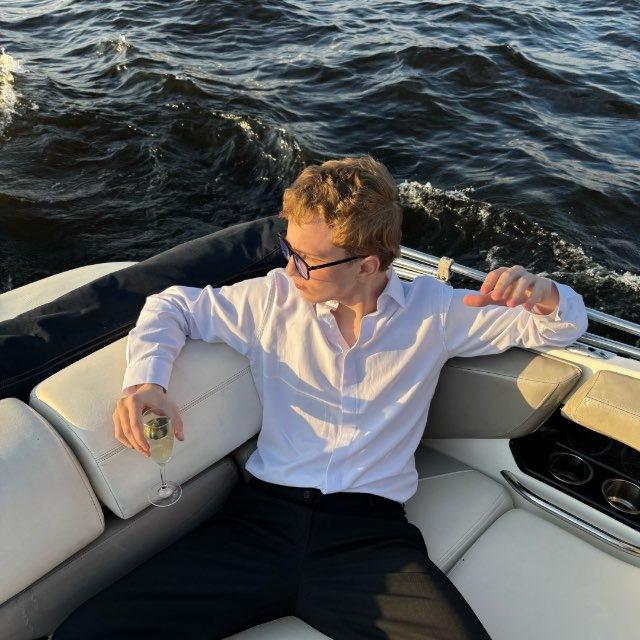 я — илья