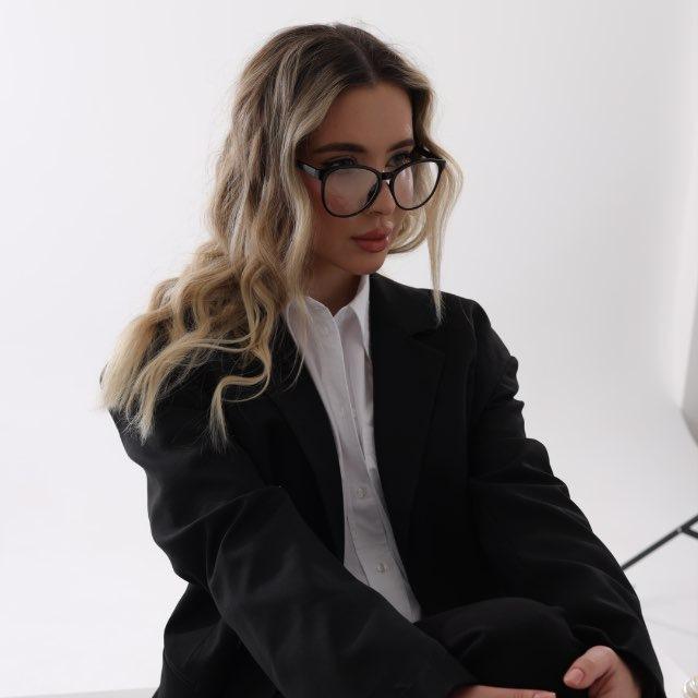 SKIN SCIENTIST