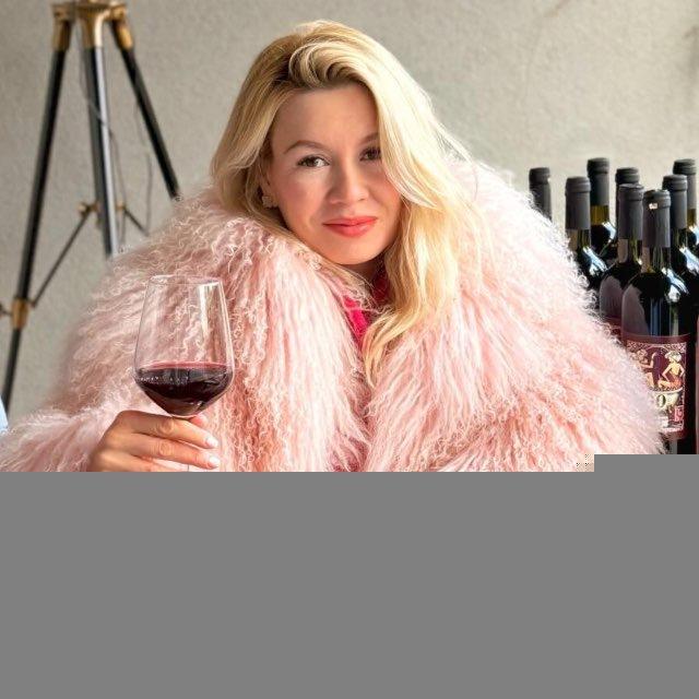 Вина с Диной🍷