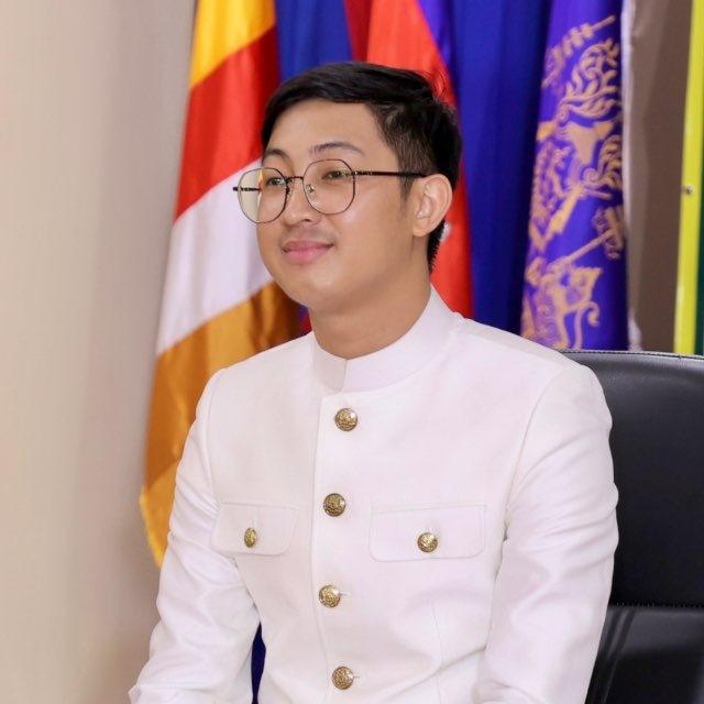 Assoc.Prof. LIM Asikin,M.A