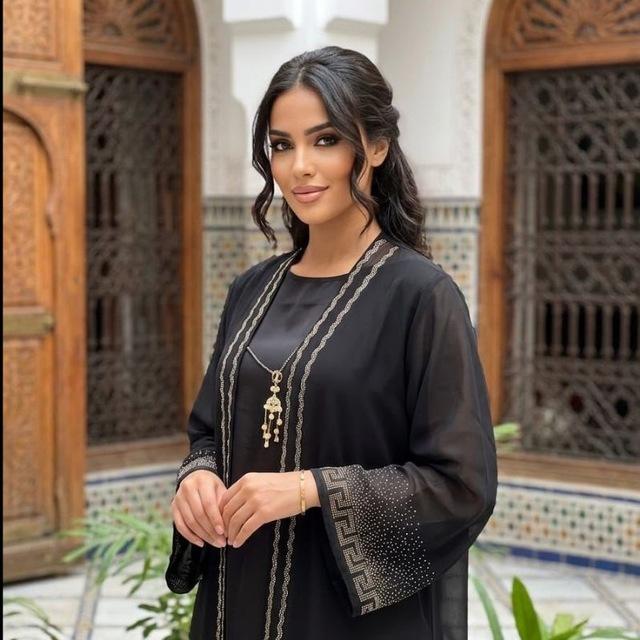 العذاري للالبسه والمكياج. فقط توصيل لكل محافظات العراق