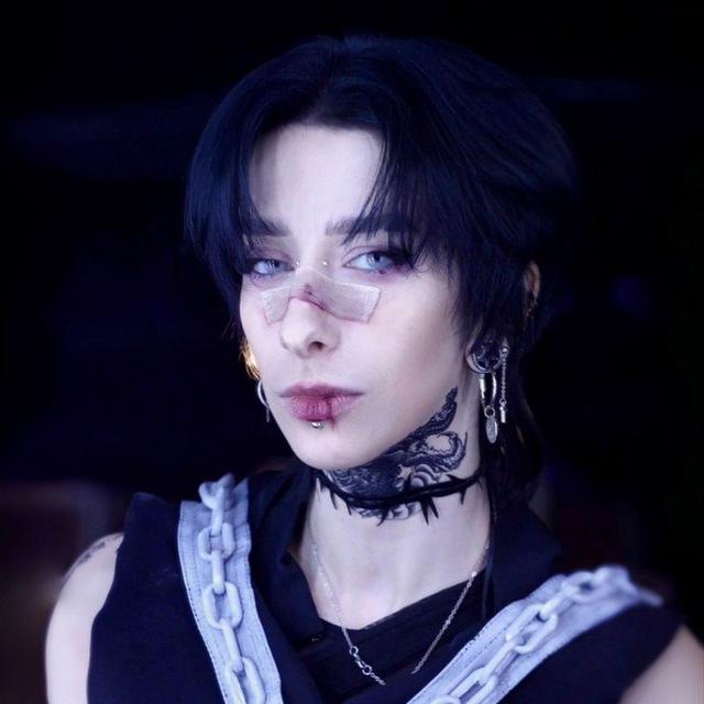 ANIA PHANTOMHIVE 🖤