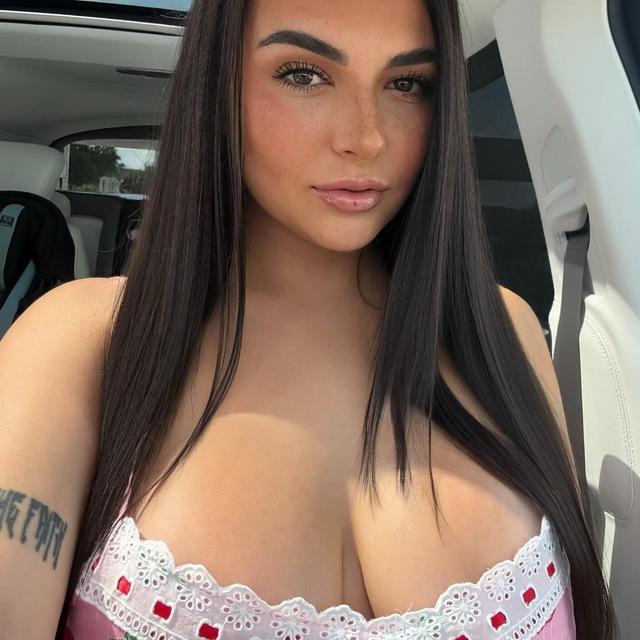 Kiley Lynn 🍑 Kiley Lossen