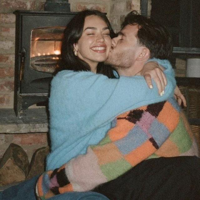 گـیـرۆدە🖤.<
