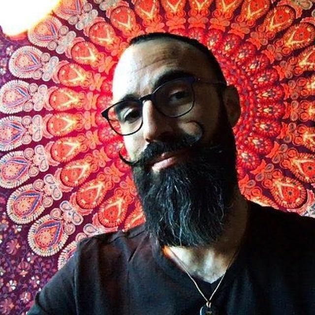 Justin Deschamps