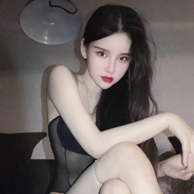 蓝汐儿💗的花园·白的发光