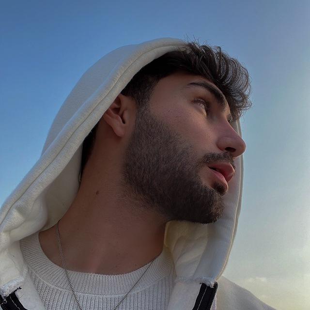 𝐻𝑢𝑠𝑠𝑒𝑖𝑛 𝑀𝑎𝑗𝑖𝑑 🥀
