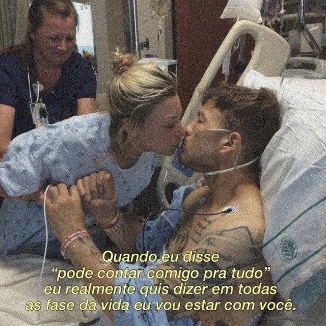 AéY