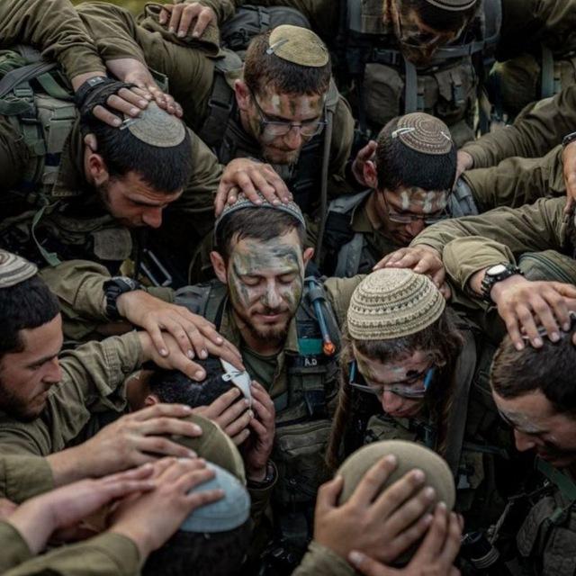 מחבלים מזווית אחרת | חרבות ברזל
