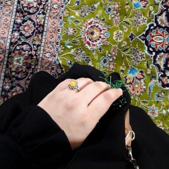الصحفية هند المياحي 🇮🇶