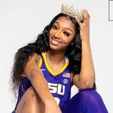@Angel_Reese ❤️‍🩹🏀