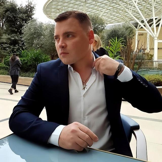 Mr. Lucky Andrey