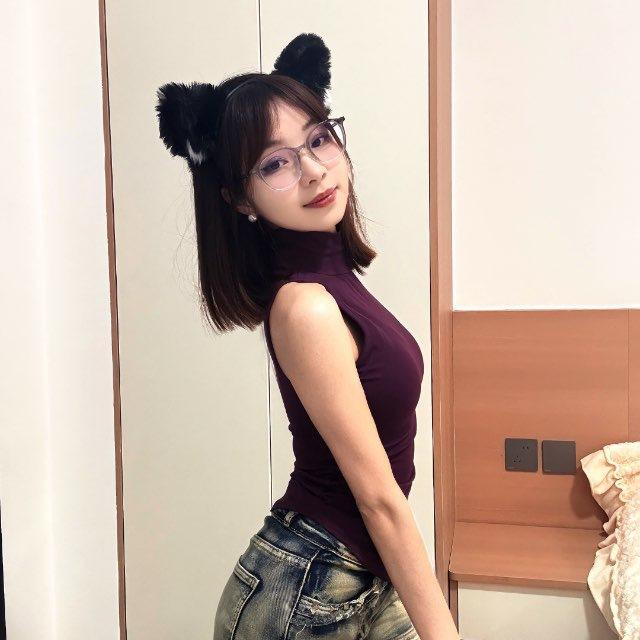小黛怡
