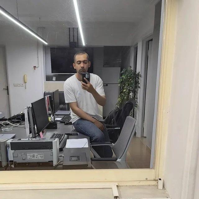 NimaEsmaeilZadehahandani