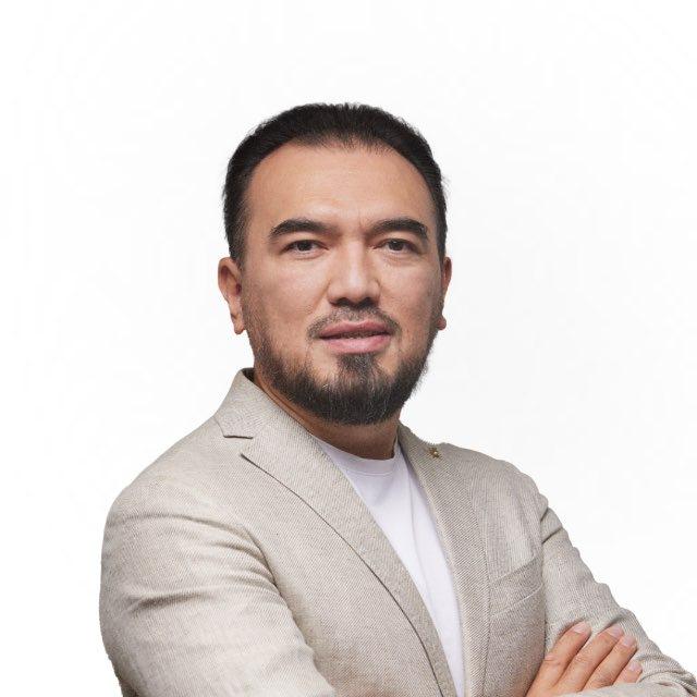 Равкат Бусаков