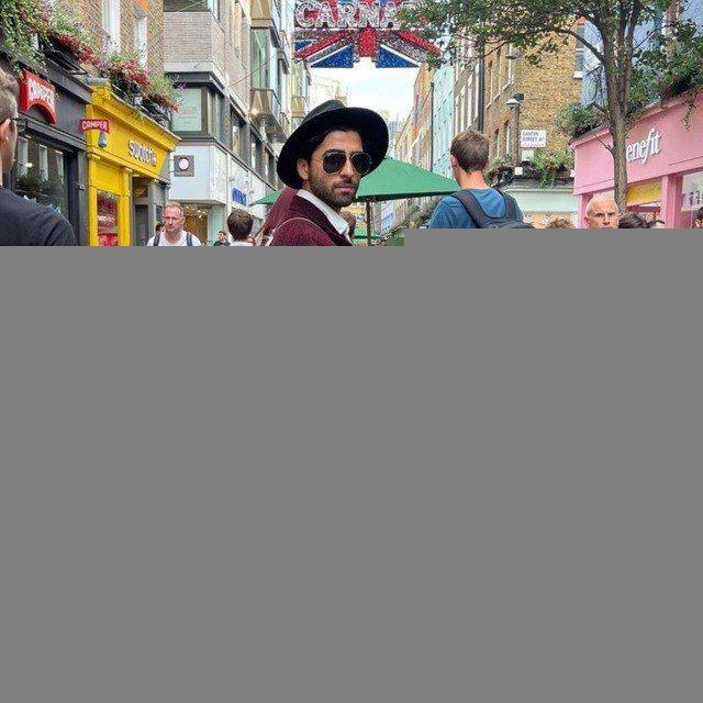 Kabir Diwan ( UK )