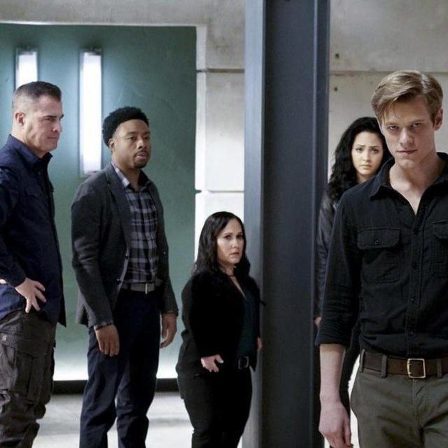 MacGyver SAISON 1 2 3 4 5 et 6