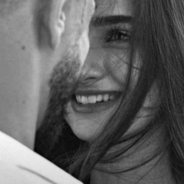 عاشقونه ❤️❤️