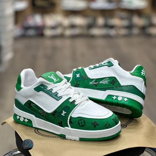 YÜCEL BROTHER's Retail Shoes