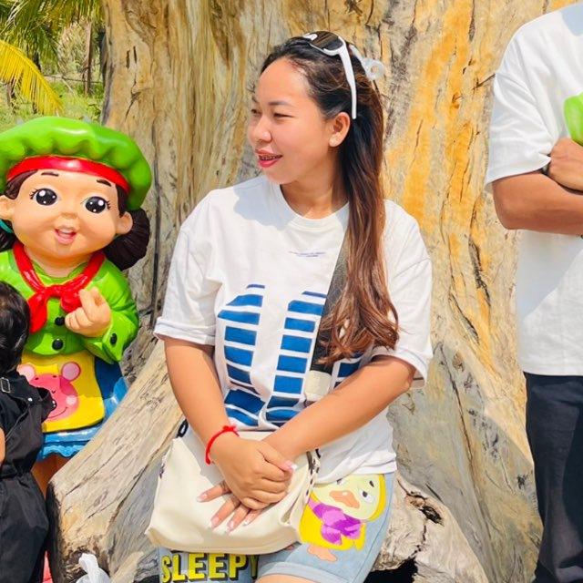 Jee_Houng ចែ ហួង