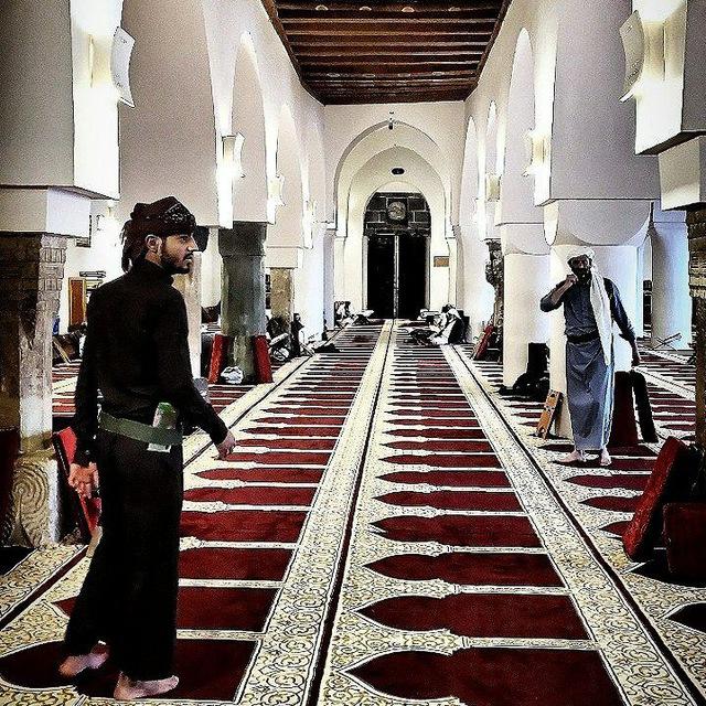 - أمْجَد طَارِق²⁶ 🇾🇪