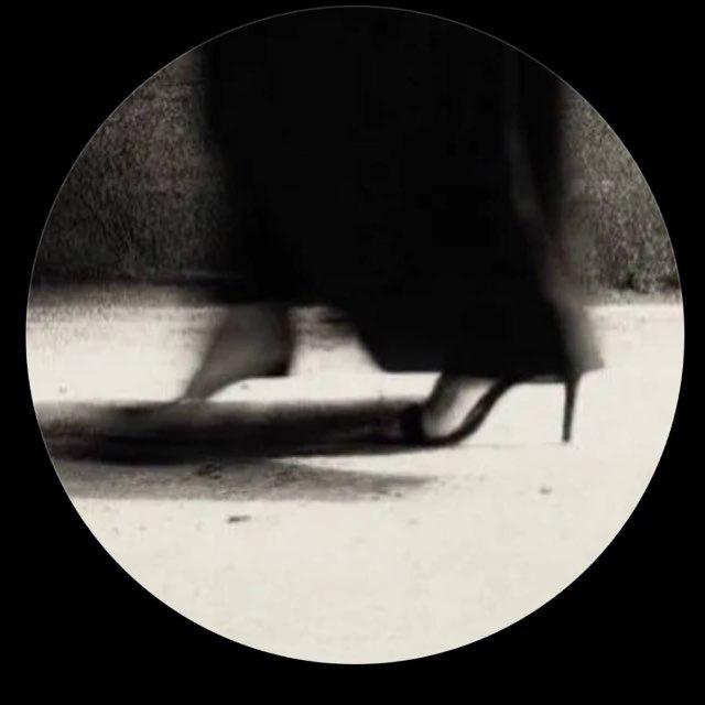 لاعـِجّ .