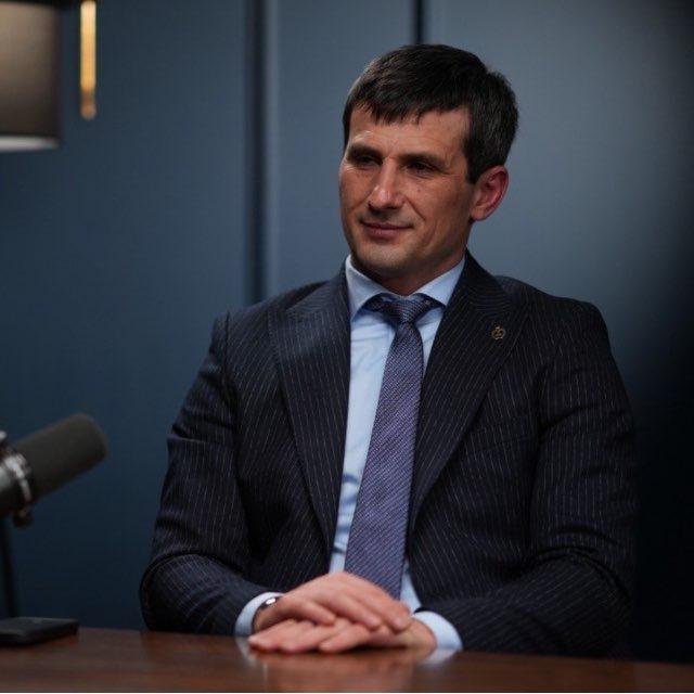 Адвокат Микаэль Дубухов