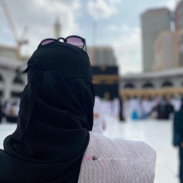 عَـائِشة ابنة الحرم المكي🕋💕
