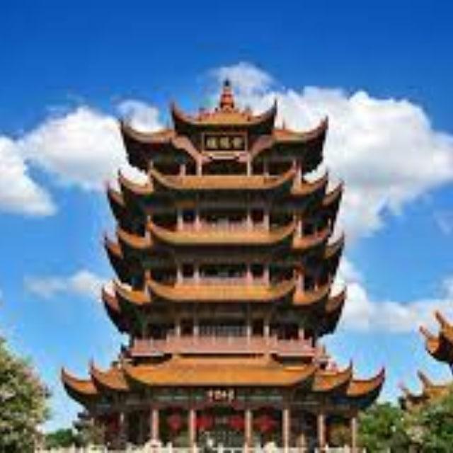 昔人已乘黄鹤去，此地空余黄鹤楼。