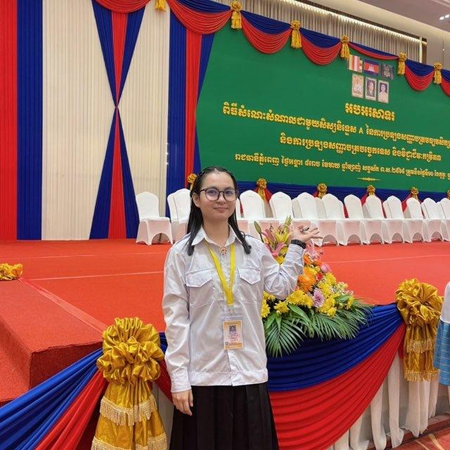 ធឿន​ លីសា📚❤️️📝-Channel