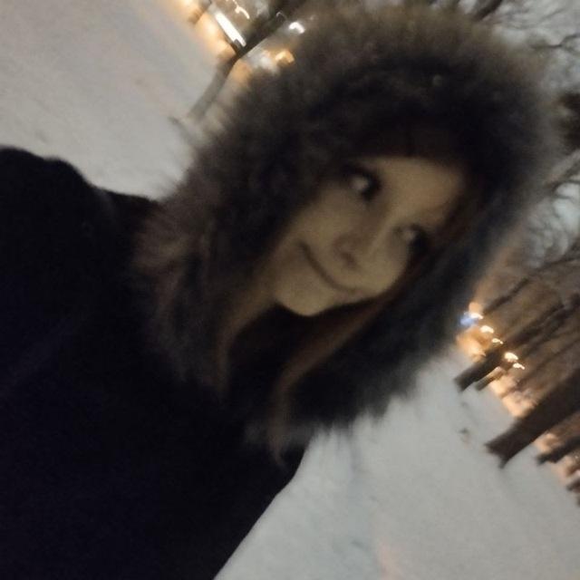 •••