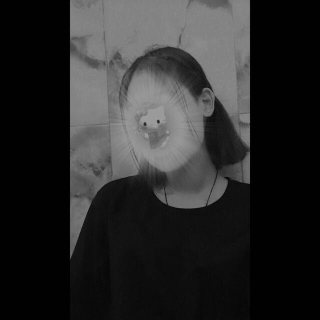𝐃