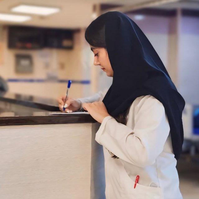 نرگس طاهری