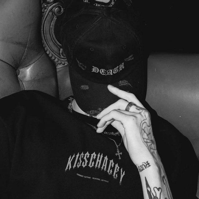 🎸𝙩𝙝𝙚 𝙠𝙖𝙮𝙙𝙚𝙣 ────── ¹⁹⁸⁸