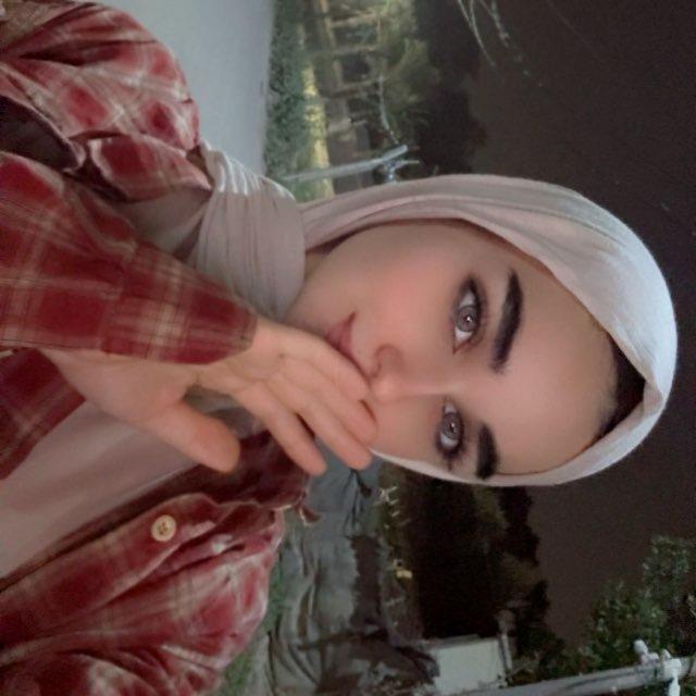 مَلجئِي وَ قَصائِدي •
