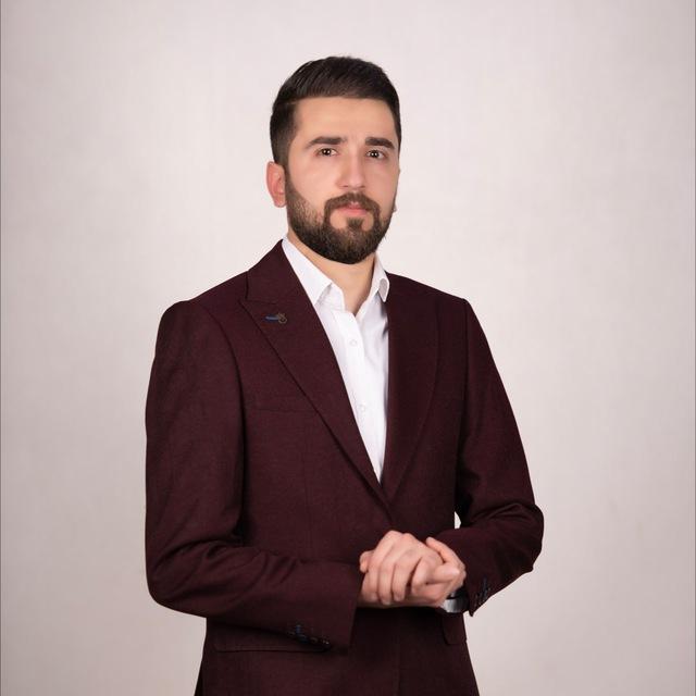 الأستاذ محمد عبد العزيز (mathematics)