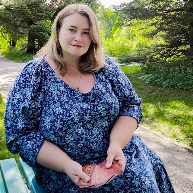 Никонова Наталья. Учу Таро