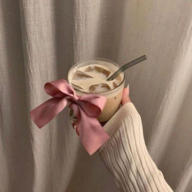 يَوميـات سَـادسيةه .