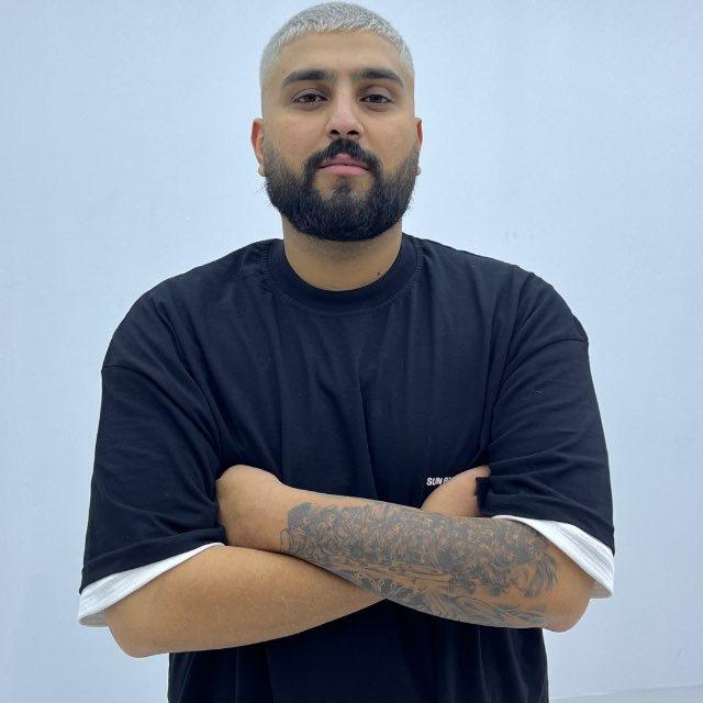 Amir Ribar️️