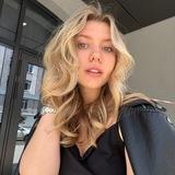 VICTORIA KRIGER