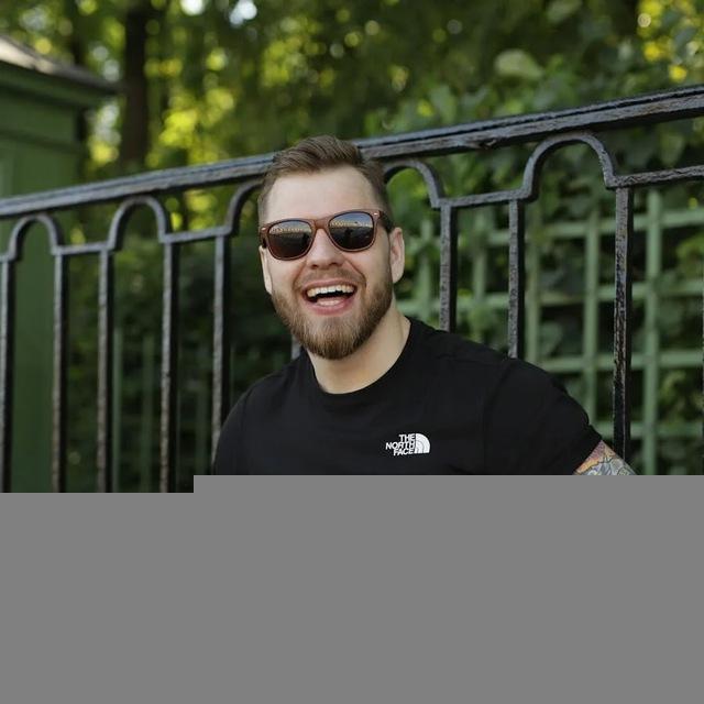 Vanya Royalty Обсуждение и дисскусия