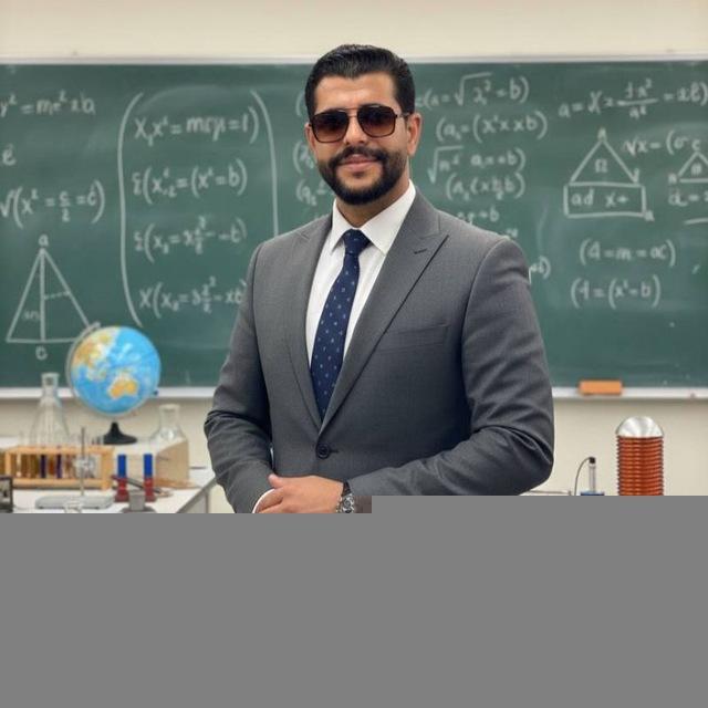 الاستاذ مصطفى أحمد