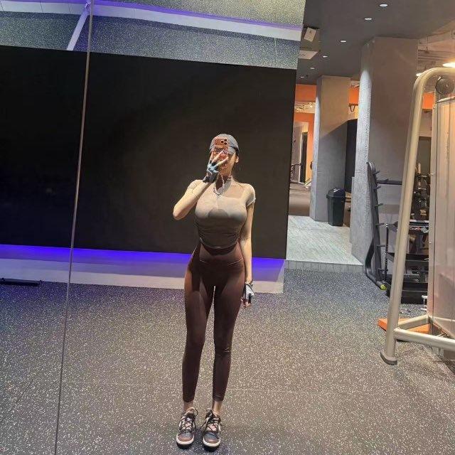 苏见健身教练36E